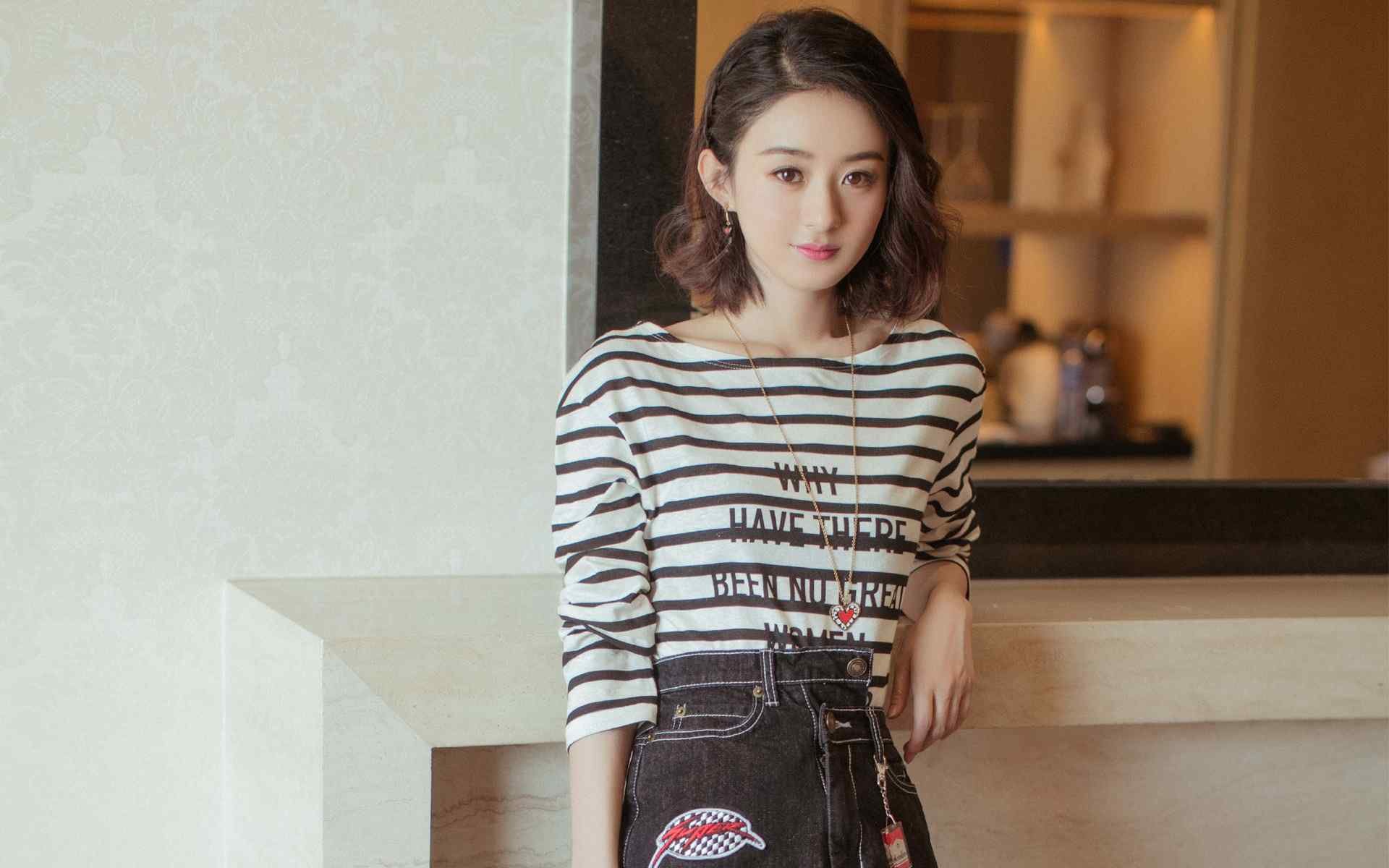 男子蛙泳冠军划水距离高达2.45米,男子蛙泳运动员标准